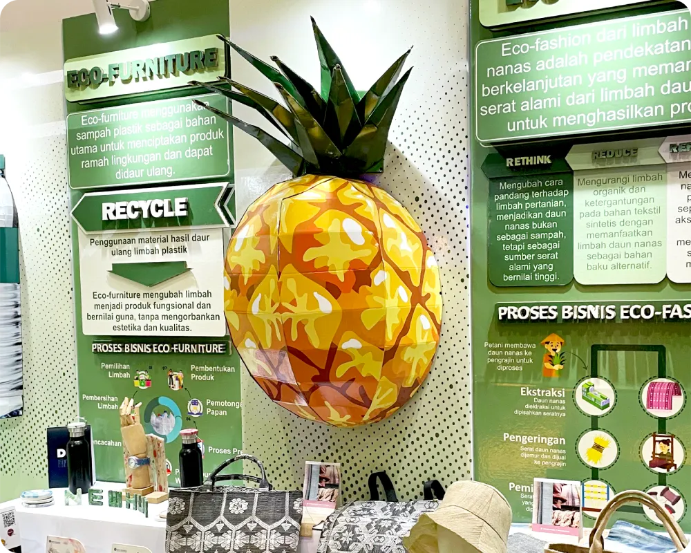 Teknis Backdrop - Low Polly